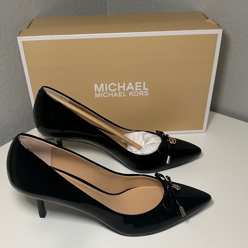 Michael Kors Black Nancy Mid Pumps